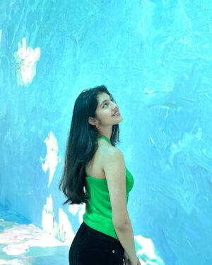 Swaksha Instagram - Colour your life like a Van Gogh painting🎨
.
.
.
.
.
#instagram #vangogh #vangoghart #vangoghmuseum #chennai #event #trending #explorepage #explore #picoftheday #instagood #viral #artgallery #art