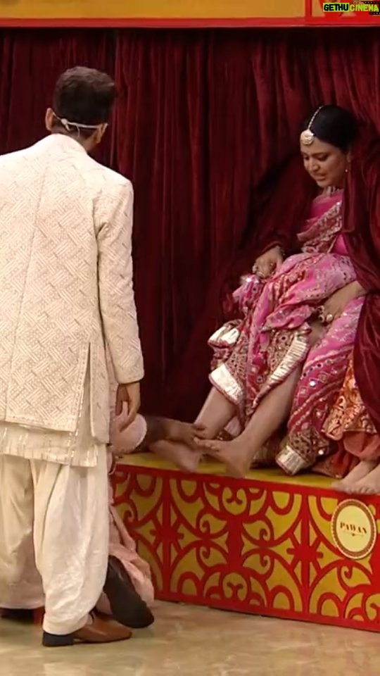 Swara Bhaskar - 118.1K Likes - Patiyon ne guess kiye apni patniyon ke feet! 🤣

Dekhiye #DhamaalWithPatiPatniAurPanga - Jodiyon Ka Reality Check, har Sat-Sun raat 9 baje, #Colors aur @jiohotstar par.

@iamsonalibendre @munawar.faruqui @patipatnipangacolors @farahkhankunder

@aebyborntoshine @isha__malviya @guruchoudhary @debinabon @rubinadilaik @ashukla09 @realhinakhan @rockyj1 @avikagor @milindchandwani @reallyswara @fahadzirarahmad @geetaphogat @pawankumar_saroha86 @realsudeshlehri @mamtalehri