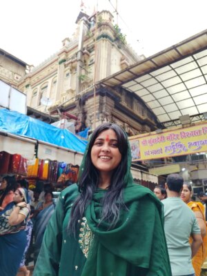 Sweeti Mishra Instagram - 🕉🔱🙏Jay Maa
.
.
.
#mumbadevi #🔱 #sweetymishra12_ #💕 #☀️