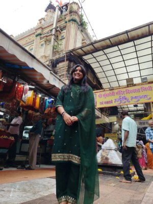 Sweeti Mishra Instagram - 🕉🔱🙏Jay Maa
.
.
.
#mumbadevi #🔱 #sweetymishra12_ #💕 #☀️