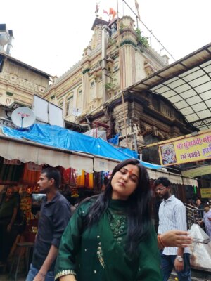Sweeti Mishra Instagram - 🕉🔱🙏Jay Maa
.
.
.
#mumbadevi #🔱 #sweetymishra12_ #💕 #☀️