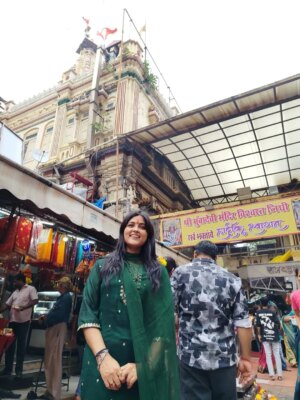 Sweeti Mishra Instagram - 🕉🔱🙏Jay Maa
.
.
.
#mumbadevi #🔱 #sweetymishra12_ #💕 #☀️