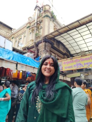 Sweeti Mishra Instagram - 🕉🔱🙏Jay Maa
.
.
.
#mumbadevi #🔱 #sweetymishra12_ #💕 #☀️