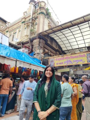 Sweeti Mishra Instagram - 🕉🔱🙏Jay Maa
.
.
.
#mumbadevi #🔱 #sweetymishra12_ #💕 #☀️