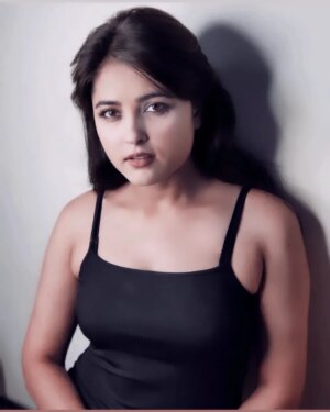 Sweeti Mishra Instagram - 🧿💕☀
.
.
.
#sweetymishra12_ #☀️ #💕