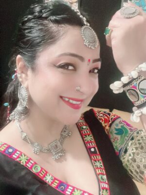 Sweety Chhabra Instagram - Good morning dosto ❤️#happyashtami #blessed #🧿 #jaimatadi #garbavibes #garbaoutfit
