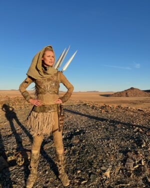 Synnøve Macody Lund Instagram - Episode 5 of The Wheel of Time streaming today🌞 Nr 2 on Prime in Norway🙌 Oh what hot fun we had in the Aiel Waste/Northern Cape❤️ @primevideo @thewheeloftime @nukakacosterwaldau @bjoern_landberg @natasha_culzac