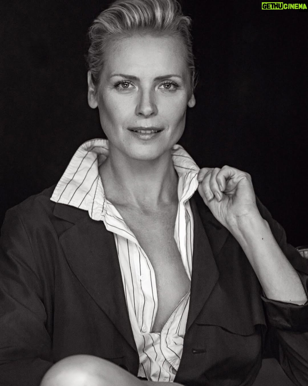 Synnøve Macody Lund - 6.9K Likes - This summer I discovered my latest headshots at the agency were 10 years old😅 Time for an update … I called the best Norwegian fotographer I know, Fred Jonny, now based in NY, and this is our favourite sample from our shoot. We wanted to create a classic cinematic feel with iconic poses, but also a sense of being behind the scenes; to capture the human behind the actor. I love the result and so thankful that Fred Jonny made this work. Because trust me, I am far more comfortable with moving pictures😁 @fredjonny @andresvklovstad (hair) @panoramaagency