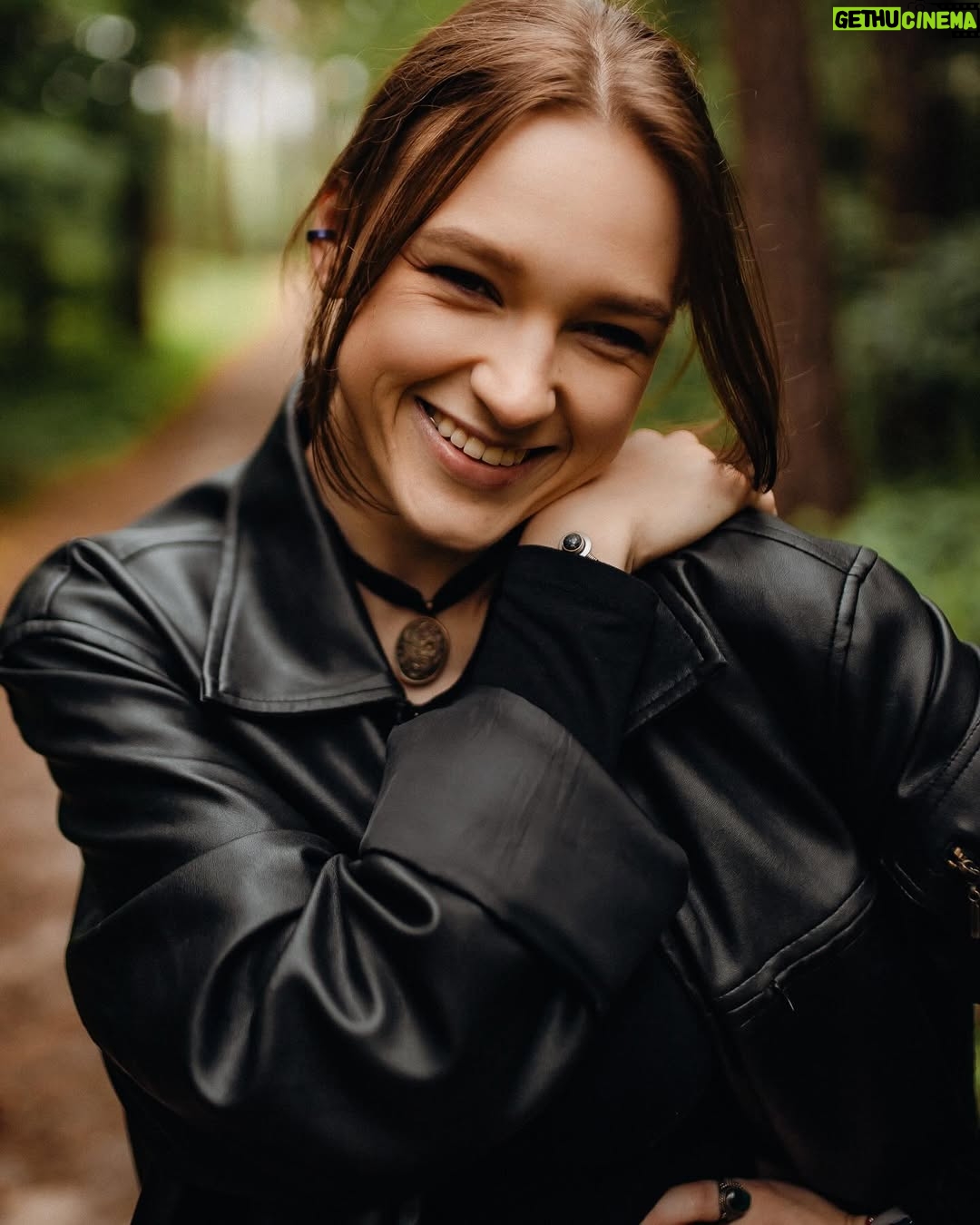 Taisiia-Oksana Shchuruk - 9.3K Likes - @taykaos 😍😍😍