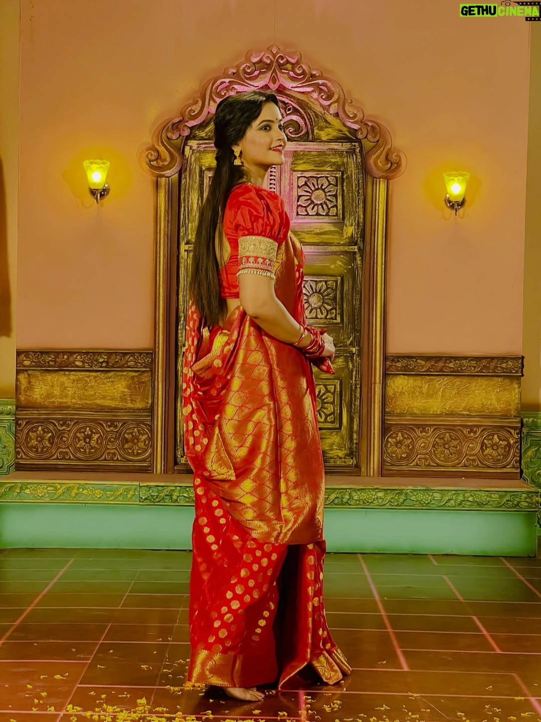 Tamanna Vyas - 34.8K Likes - Happy Dussehera To Everyone 🌸 ☺️
jay maa durga 🙏🏻