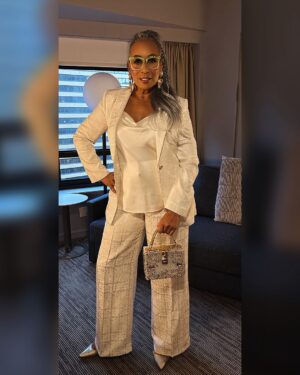 Tamara Tunie Instagram - Happy to report that last night’s BTU Gala was a huge success! Bravo @blacktheatreunited!!!

HMU: @facebysandradene