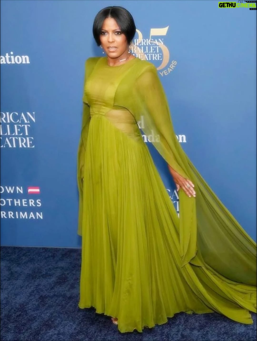 Tamron Hall - 8.8K Likes - Green in any shade does it for me 💚. Reliving a night to cherish. @abtofficial. Dress: @bibhumohapatra. Jewelry  @mateonewyork Stylist: @memsor. Hair: @johnnywright220. Face: @glowbyraulotero. #mistycopeland #ballet #americanballettheater
