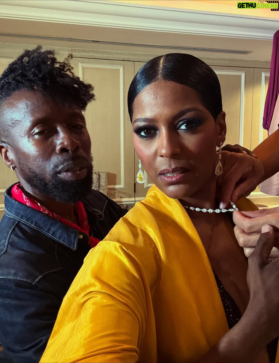 Tamron Hall - 15.3K Likes - An honor to grace the birthday cover with @accessoriescouncil — timeless style, bold accessories, and a dream team who brought this vision to life. Here’s to celebrating beauty, craft, and the art of accessorizing. #AccessoriesCouncil #AccessoryTrends”
✨ Dream Team Credits ✨
	•	📸 Photographer: Andrew Egan
	•	👗 Styling: Memsor Kamarake (@memsor)
	•	💇🏾‍♀️ Hair: Johnny Wright (@johnnywright220)
	•	💄 Makeup: Billie Gene (@billieegene)  Full list of what I wore go to @accessoriescouncil @accessoriesmag