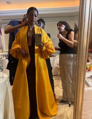Tamron Hall Instagram - An honor to grace the birthday cover with @accessoriescouncil — timeless style, bold accessories, and a dream team who brought this vision to life. Here’s to celebrating beauty, craft, and the art of accessorizing. #AccessoriesCouncil #AccessoryTrends”
✨ Dream Team Credits ✨
• 📸 Photographer: Andrew Egan
• 👗 Styling: Memsor Kamarake (@memsor)
• 💇🏾♀️ Hair: Johnny Wright (@johnnywright220)
• 💄 Makeup: Billie Gene (@billieegene) Full list of what I wore go to @accessoriescouncil @accessoriesmag