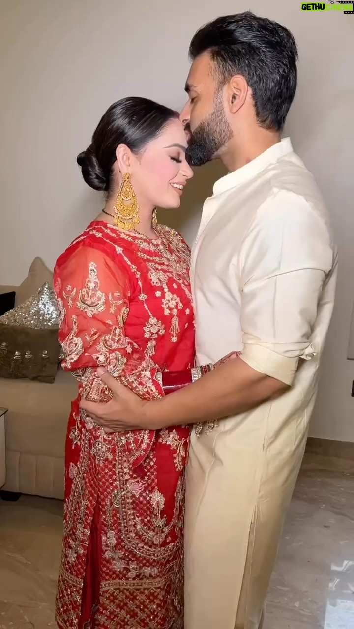 Tanika chawla - 2.3K Likes - Our first kerwachauth ♥️🧿 #kerwa2024 
.. 
makeup @glitzz_bygarima 
Jewelllery @aadamyastore 
Hair @hairby_pankhudii 

#kerwa2024 #newlyweds #shubhkitaani