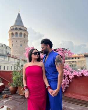 Tanika chawla Instagram - Making memories in Istanbul with my love ♥️🧿
..
#honeymoon #couple #galatatoweristanbul #shubhkitaani