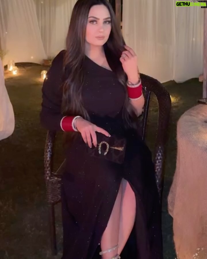 Tanika chawla - 1.6K Likes - Everyday it’s a Valentine’s Day for us ❤️🤌🏻
We doesn’t need 1 day to celebrate this day we fall in love everyday ❤️ but parampara hain to happy Valentine’s Day baby ❤️