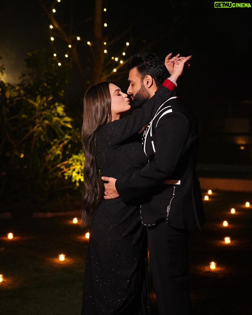 Tanika chawla - 1.6K Likes - Everyday it’s a Valentine’s Day for us ❤️🤌🏻
We doesn’t need 1 day to celebrate this day we fall in love everyday ❤️ but parampara hain to happy Valentine’s Day baby ❤️