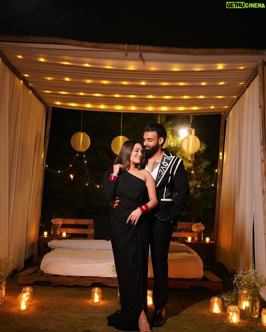 Tanika chawla - 1.6K Likes - Everyday it’s a Valentine’s Day for us ❤️🤌🏻
We doesn’t need 1 day to celebrate this day we fall in love everyday ❤️ but parampara hain to happy Valentine’s Day baby ❤️
