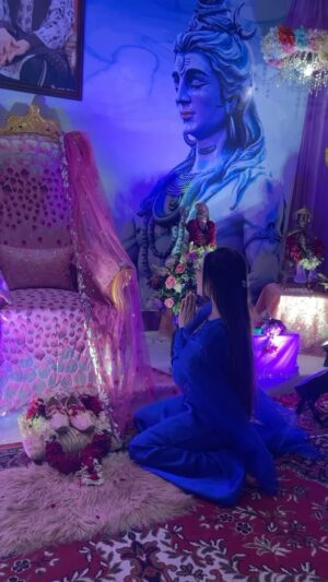 Tanika chawla Instagram - Happy birthday to our pyaare Guru paa 🙏🏻♥️
Jitna Shukrana karu utna kam hain Guru ji ajj main jo bhi hu jahan bhi hu jo kuch hain sab apka hain apka diya hua hain aukaat se jada dere ho app Guru ji 🙏🏻🙏🏻🧿🧿
Ek new life di hain apne Guru ji shikrana her pal ka Shukrana dateya apka 🙏🏻🙏🏻🙏🏻🙏🏻🧿🧿🧿♥️♥️♥️