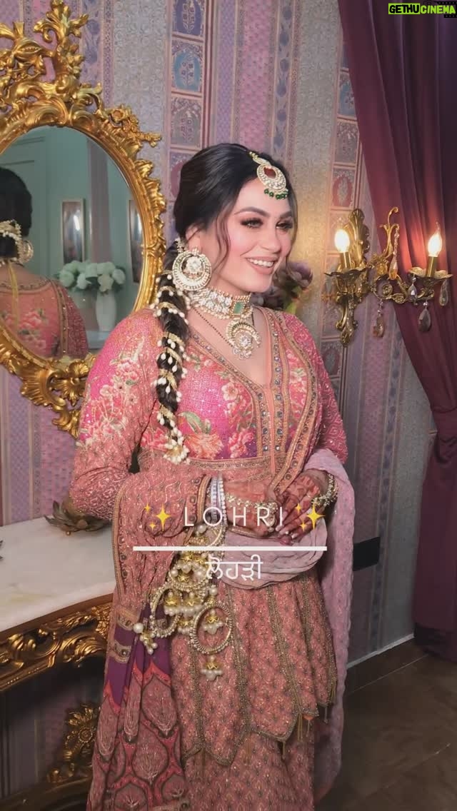 Tanika chawla - 3.4K Likes - When it’s your first lohri after wedding ♥️
… 
Makeup @glitzz_bygarima 
Wearing @houseofmegaan 
Jewellery @aadamyastore