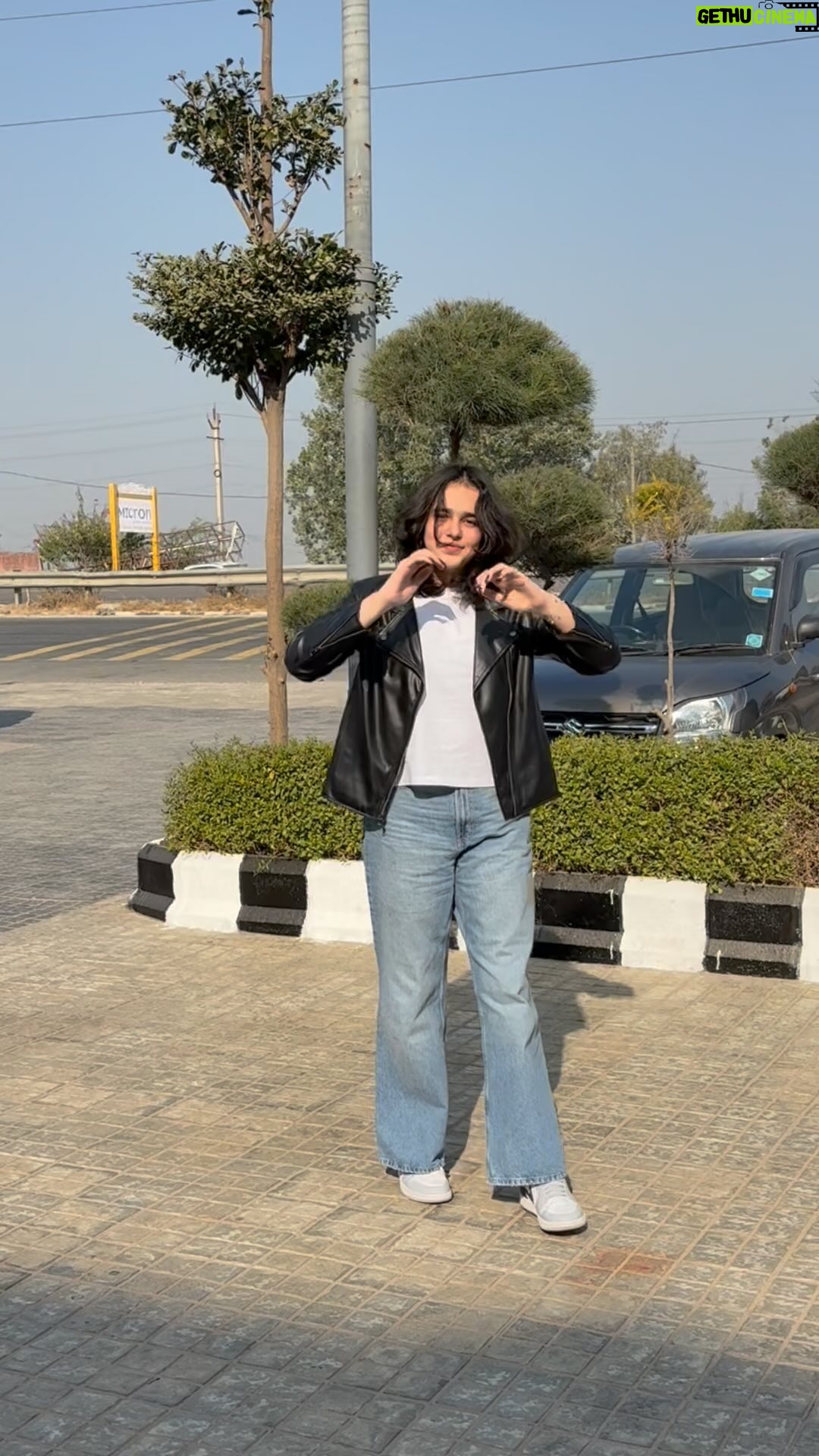 Tanishka Kuhad - 22.4K Likes - ❤️ @tanishkakuhad 
.
.
.
.
.
#tanishkakuhad❤️ #bholenath🔱🕉️📿🙏❤️ #trendingreels #reels #instagram #viral #trendingnow #trending #trendingaudio #trend #viralvideos #viralreels #viralpost #instagood #instalove #instalike #instagramreels #fyp #fypシ #fypage #foryou #foryoupage