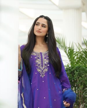 Tanu Grewal Instagram - 4 days to go for for Soohe Ve Cheere Waleya 🤍
Wearing @meharbyjassmangat 🫶🏻
In Cinemas on Oct 10th 🎬