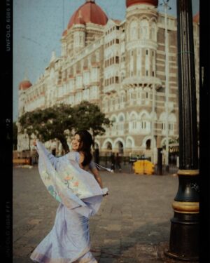 Tanvi Mundle Instagram - Lost in the City of Dreams āØ
.
.
.
.
.
#nostalgia #cityofdreams #portrait #retro #retrolove #bollywoodvibes #nostalgic #mumbaicity #love #grateful