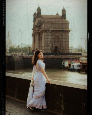Tanvi Mundle Instagram - Lost in the City of Dreams āØ
.
.
.
.
.
#nostalgia #cityofdreams #portrait #retro #retrolove #bollywoodvibes #nostalgic #mumbaicity #love #grateful