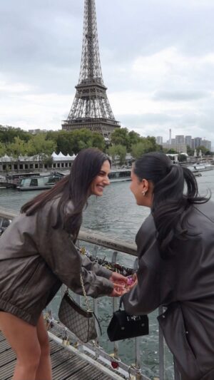 Tanvir Gill Instagram - to our future daughters 🫶

This is your sign to do all the things on your to do list because life is too short 🥺. If you don’t have anyone to do with it, do it alone but just do it 🫶

#traveldairies #europe #friendship