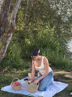 Tanvir Gill Instagram - favourite summer activity 🌼

Soaking in the last days of summer. Favourite activity this summer has been exploring local lakes in my home town. Found the cutest gems this summer. Can’t wait to do it all over again next summer & I know wasn’t the smartest to wear white socks to a lake 🫠

#summer #pintrestinspired #lakesideview #picnicdate #picnicoutfit