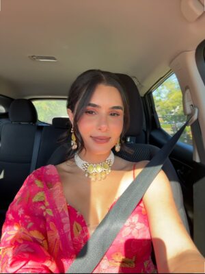 Tanvir Gill Instagram - desi girl in a videshi world ✨

Such a wholesome week filled with so much laughter, nach gana, late nights, tears, love & mirch masala 🌶️. Congratulations to my beautiful friend 💕

How lucky are we to be part of such a beautiful culture. The food, the outfits, the people, the grand gestures. I wouldn’t have it any other way . Please god make me desi every janam 🥺. 

#indianweddingbuzz #weddingdump #indianoutfit #southasianwomen