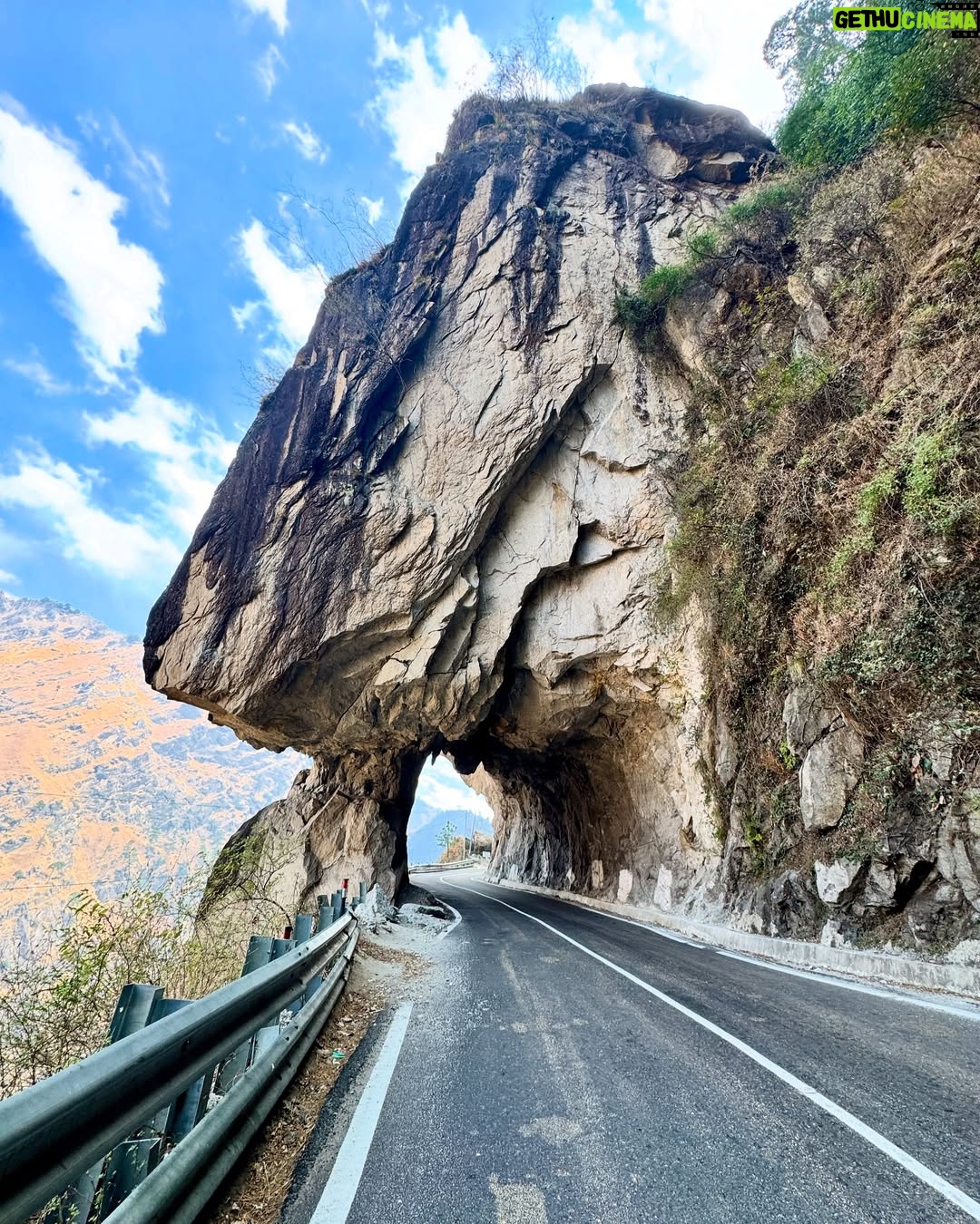 Tanya Jaiswal - 373 Likes - The Kinnaur Beauty 🫠
#nichar #kinnaur #himachal_pradesh