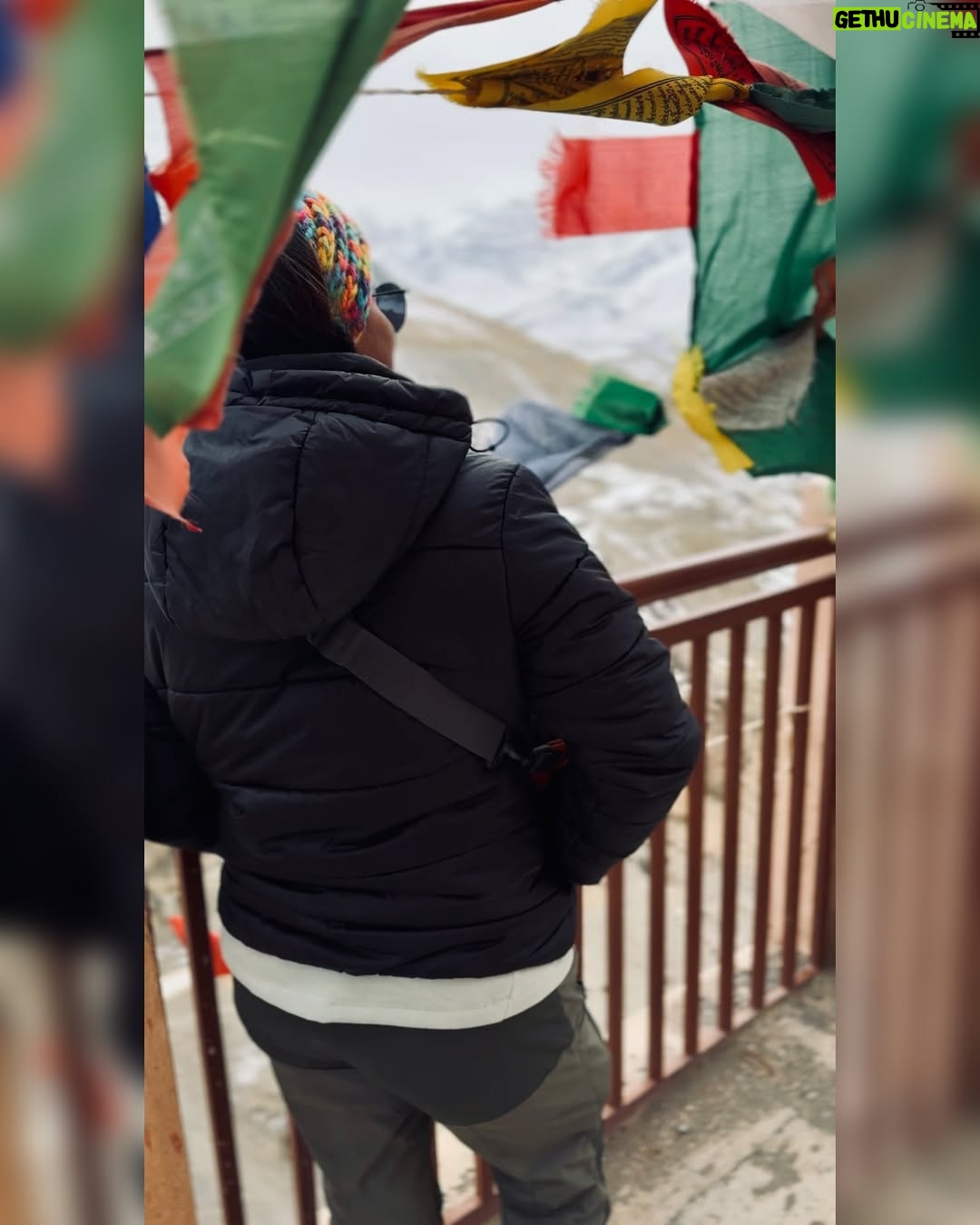 Tanya Jaiswal - 254 Likes - Nature’s therapy: the mountains and me🥶💙