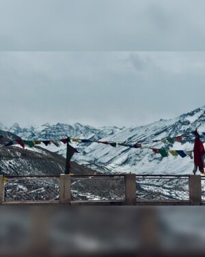 Tanya Jaiswal Instagram - Nature’s therapy: the mountains and me🥶💙