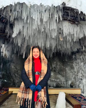 Tanya Jaiswal Instagram - The Frozen Lingti Waterfall (Mother Nature’s Masterpiece)📍 Spiti Valley