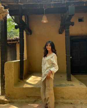 Tanya Singh Instagram - 🌼🕊️🤍🪈📿❤️🕊️