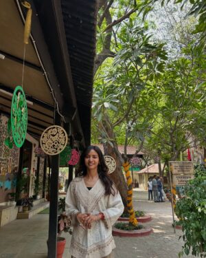Tanya Singh Instagram - 🌼🕊️🤍🪈📿❤️🕊️