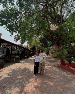 Tanya Singh Instagram - 🌼🕊️🤍🪈📿❤️🕊️
