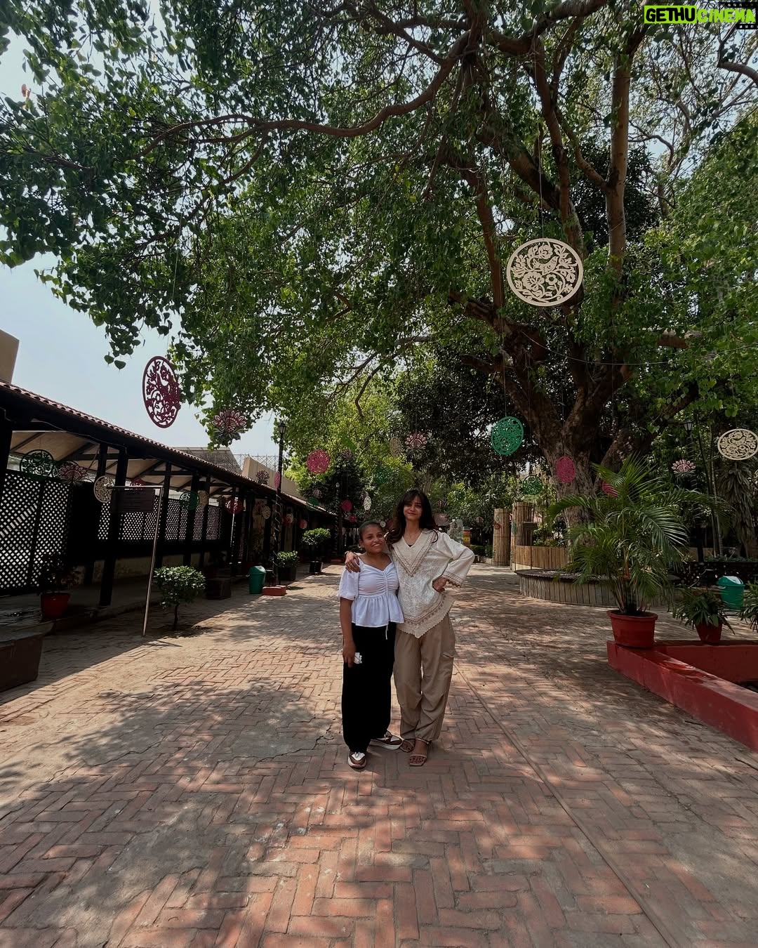 Tanya Singh - 43K Likes - 🌼🕊️🤍🪈📿❤️🕊️