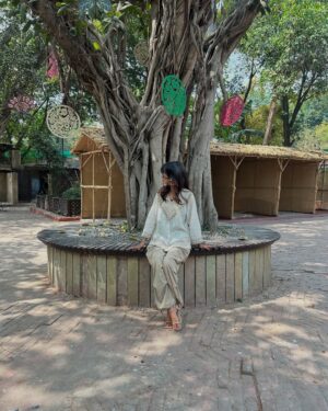 Tanya Singh Instagram - 🌼🕊️🤍🪈📿❤️🕊️