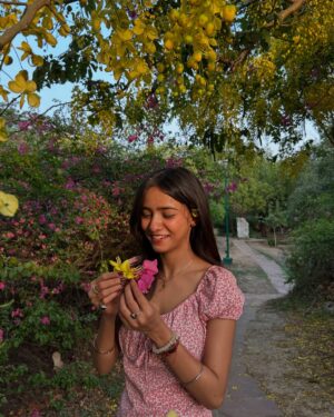 Tanya Singh Instagram - Every flower blooms in its own time🌼❤️✨