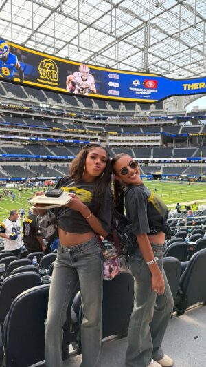 Teala Dunn Instagram - We did what we had to do @ttlyteala 🤏🏼