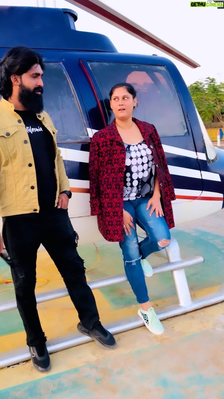 Teena Rathore - 646 Likes - View ❤️ 
#newmusic #rajasthan #folkmusic #dance #jaisalmer #love #happy #million #instagood #instagram #instalike #india #viral #fyp #smile #heart #goodvibes #share