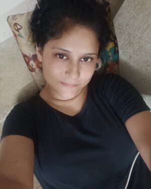 Teena Rathore Instagram - Good night Sweet dreams..... Wait ... Let me take a selfie.....😉😉😉.
#instagood #instamood #nightvibes #goodmoods #nightpics #selflove #selfcare #lookbook #nightstories