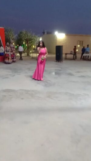 Teena Rathore Instagram - Last night event hosted for AU Small Finance Bank at Jaisalmer. Had lots of fun with very energetic people.
#anchorlife #anchorshow #jaisalmerdiaries #jaisalmer_trip #dunes #weddinganchor #weddingseason #weddingemcee #emcee #emceejodhpur #jodhpuranchor #ausmallfinancebank #aubank