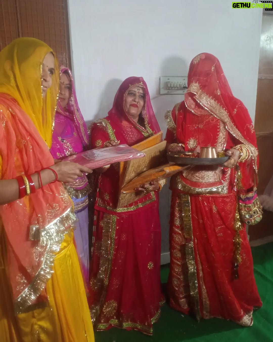 Teena Rathore - 436 Likes - Bhatiji baisa ro byaah....
Megha Singh & Chetna Singh
 Wedding season. 
#familywedding #weddingseason #family #familytime #tradditionalwedding #rajasthaniculture #marwadistyle