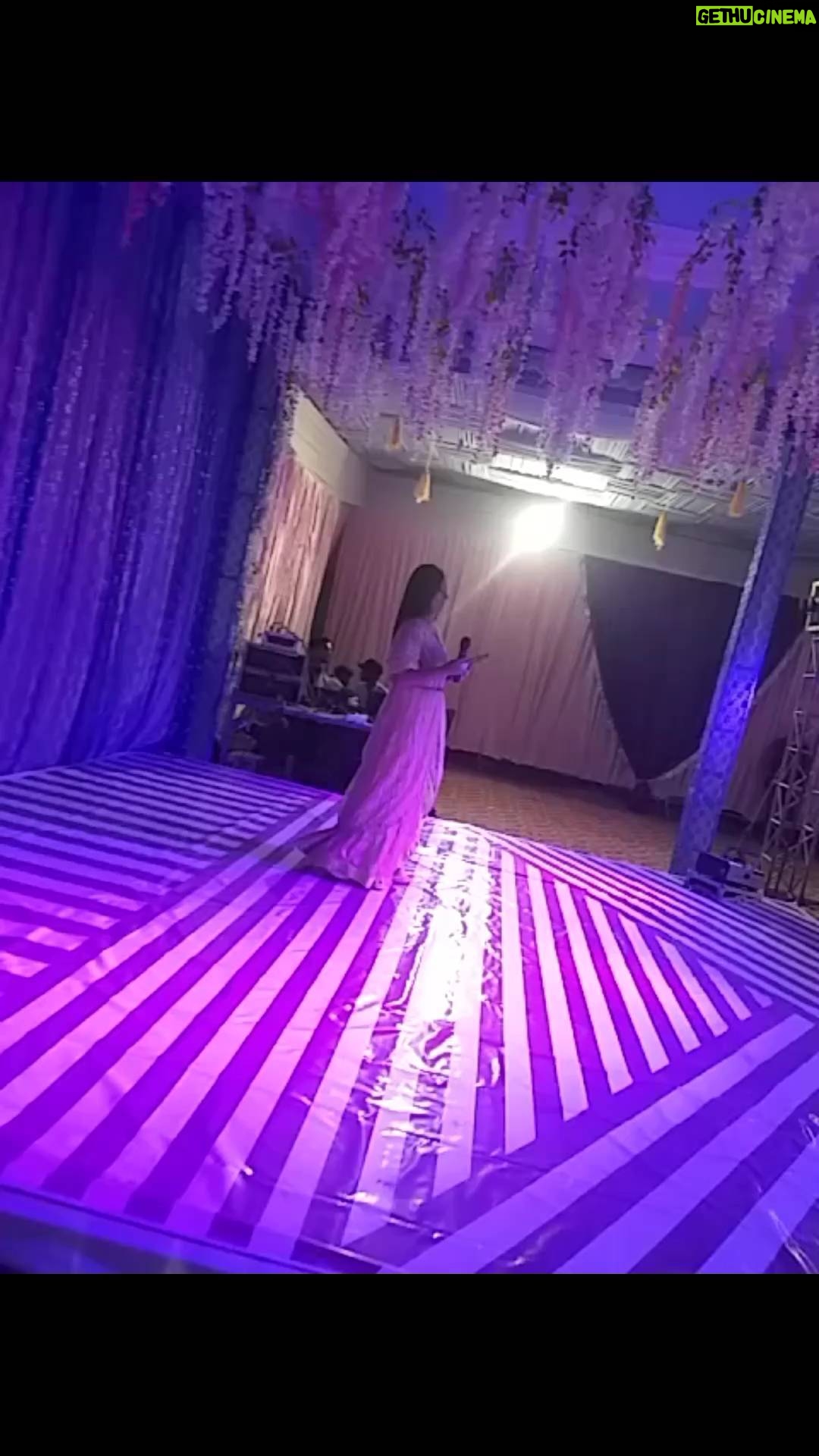 Teena Rathore - 661 Likes - Back to back anchor show. 
Haldi Ceremony for Ankita and Tushar Sanghavi at Umedabad. 

#jodhpuri_chhorii
#jodhpurdiaries #sangeetceremony #haldiceremony #emcee #anchorshow
