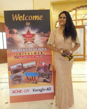 Teena Rathore Instagram - Hosted IPCA Star Awards Nights @hotelheritageinnjaisalmer
#anchorshow #anchorlife #weddingseason #emceejodhpur #jodhpuranchor #jaisalmerdiaries #weddingseason #anchoring #instagood #instamood