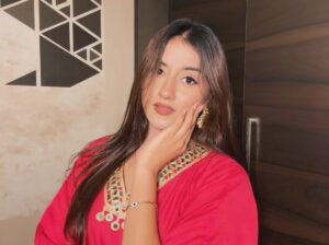 Teesha Sikri Instagram - baaton me teri mai raatein bitaau💓